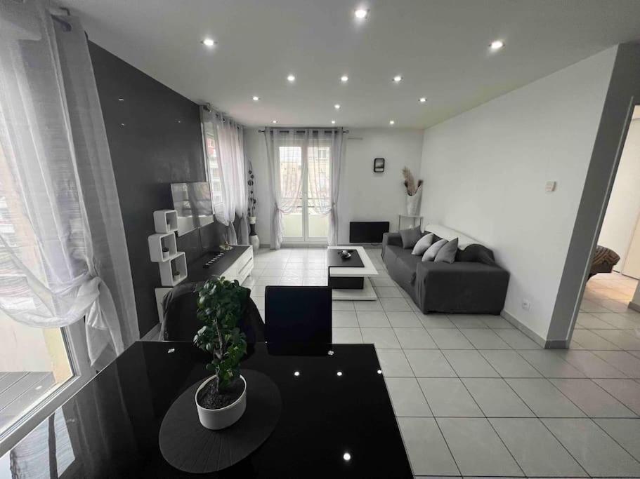 Tres Bel Appartement Entre Paris Et Disneyland Лонь Экстерьер фото