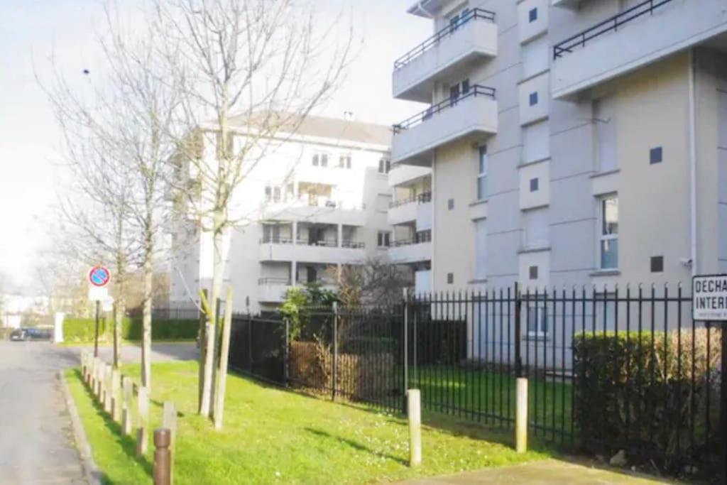 Tres Bel Appartement Entre Paris Et Disneyland Лонь Экстерьер фото